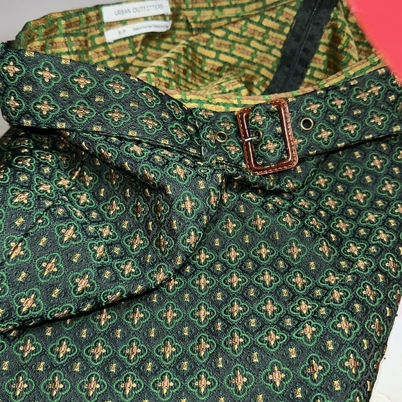 Urban Outfitters UO Peggy Belted green and gold brocade Mini Skirt size SP - Picture 8 of 13